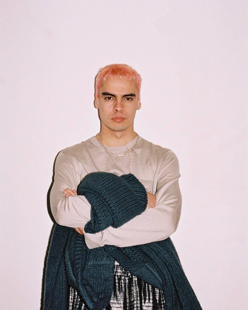 Sega Bodega retorna com “Dennis”