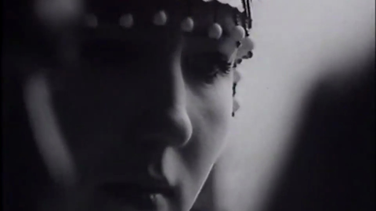 Filme: "End" (1992), Artavazd Peleshian