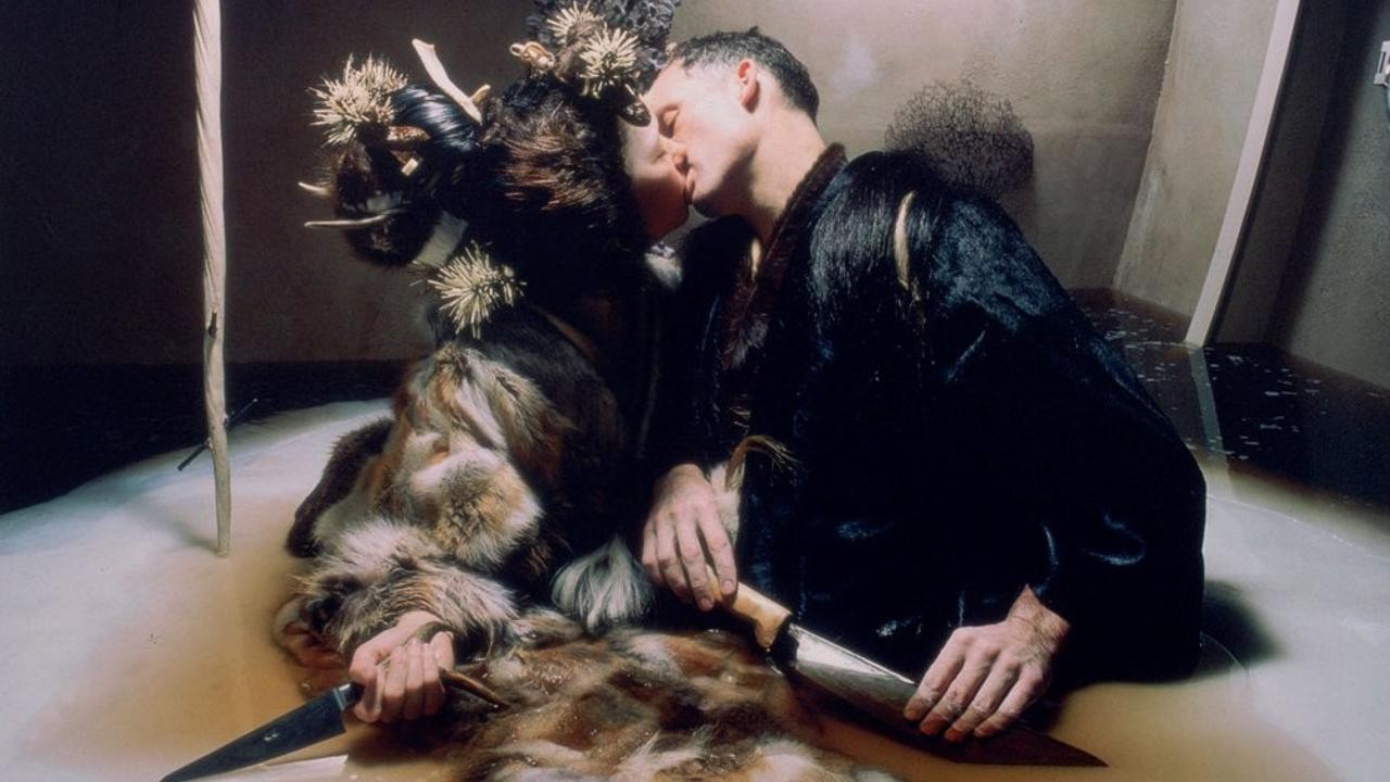 Filme: "Drawing Restraint 9" (2005), Matthew Barney