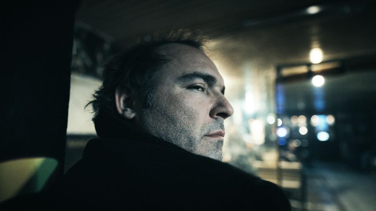 Filme: "Inside" (2012), Zeki Demirkubuz