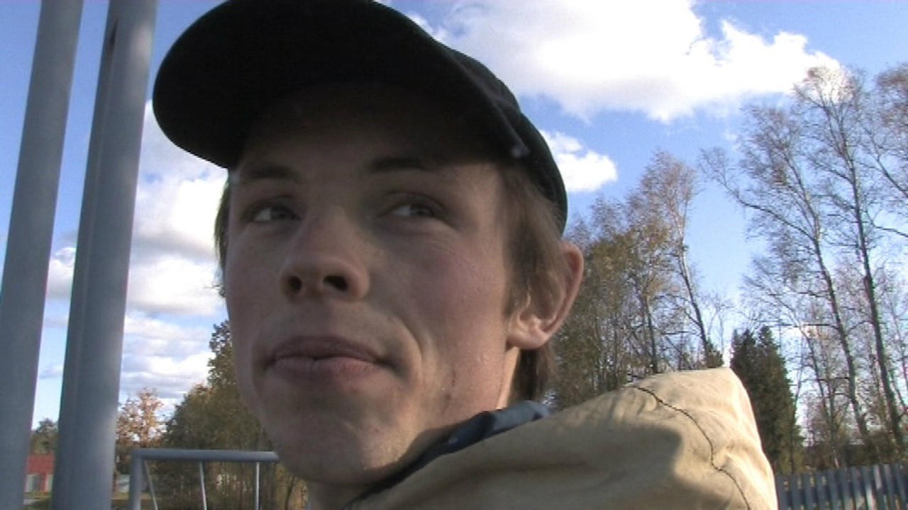 Filme: "Anton's Right Here" (2012), Lyubov Arkus