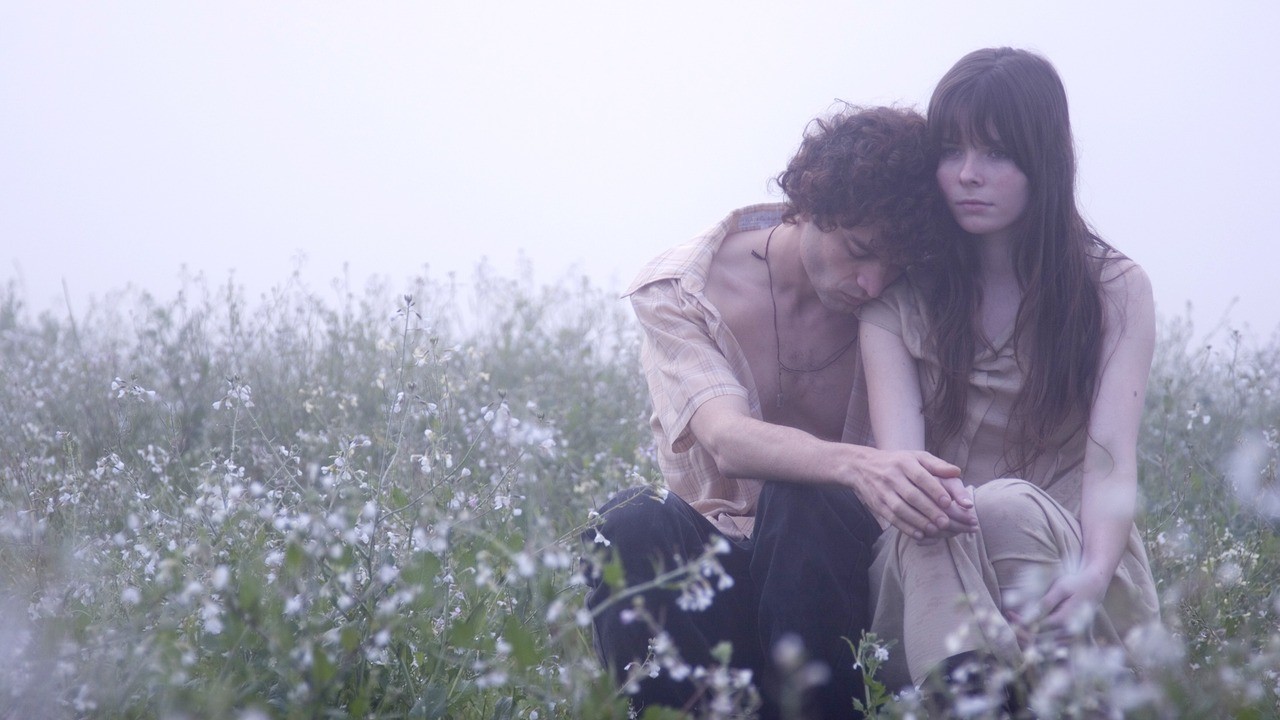 Filme: "Os Famosos e os Duendes da Morte" (2009), Esmir Filho