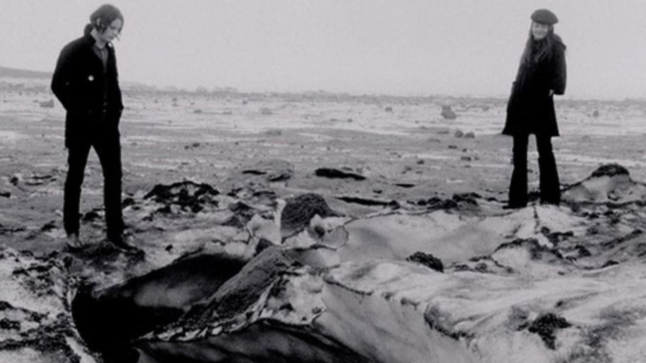 Filme: "The White Stripes Under Great White Northern Lights" (2009), Emmett Malloy