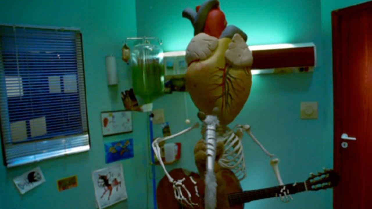 Filme: "Entre Facas e Segredos" (2001), Michel Gondry