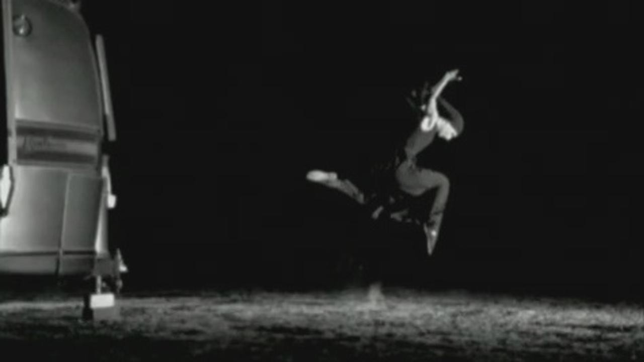 Filme: "Street Spirit (Fade Out)" (1996), Jonathan Glazer