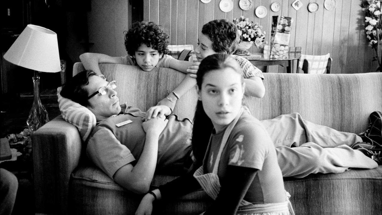 Filme: "Temporada de Patos" (2004), Fernando Eimbcke