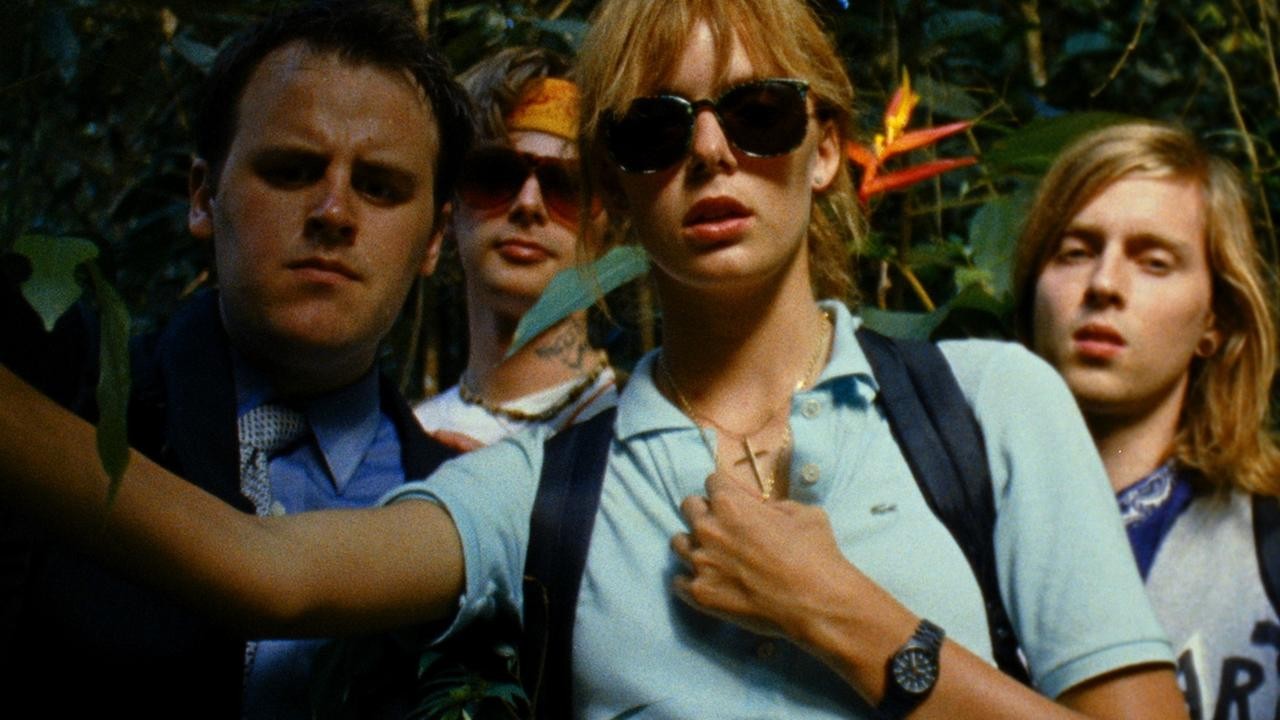 Filme: "Blondes in the Jungle" (2009), Lev Kalman, Whitney Horn