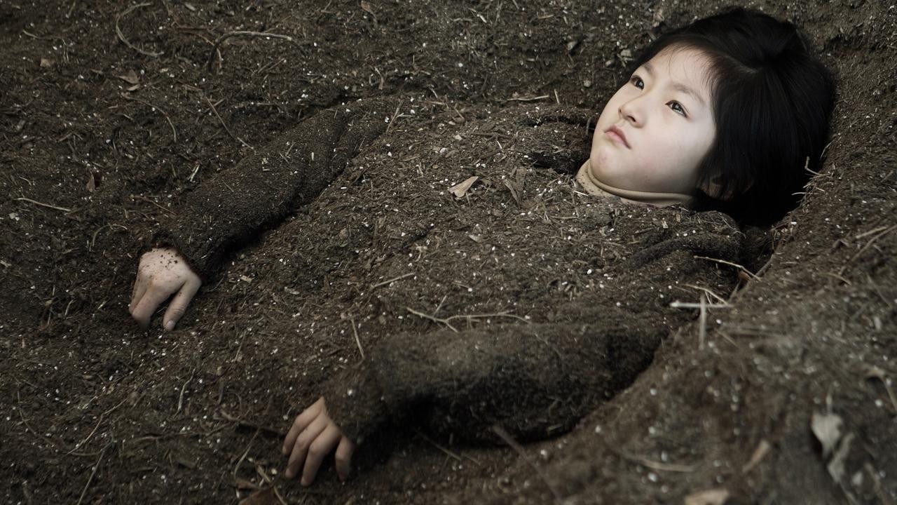 Filme: "A Brand New Life" (2009), Ounie Lecomte