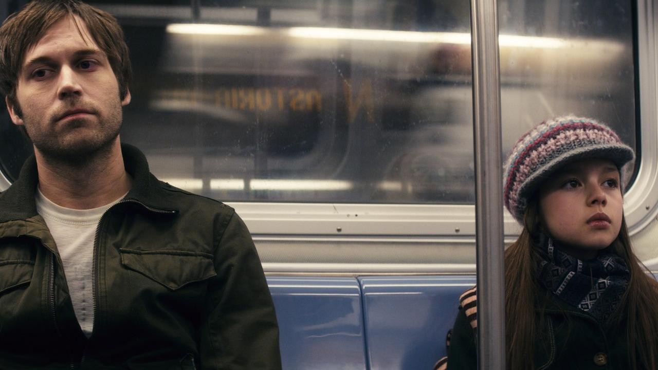 Filme: "Curfew" (2012), Shawn Christensen