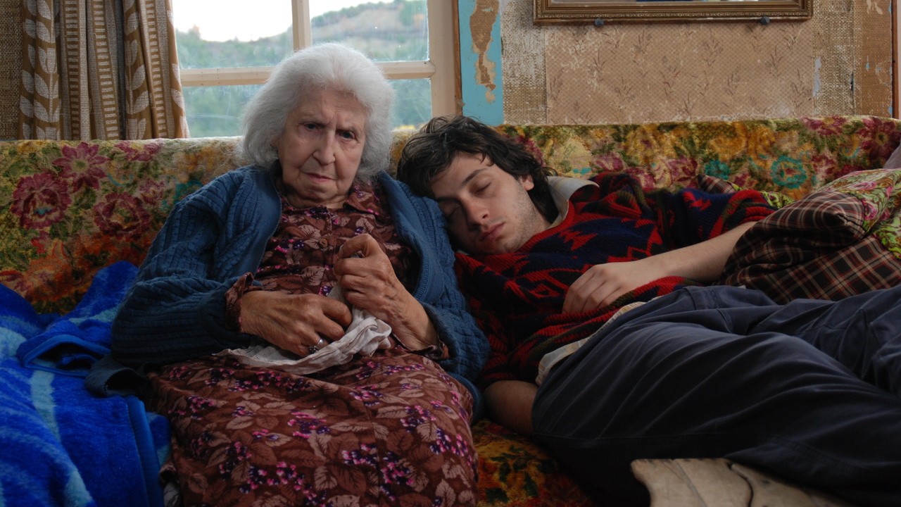Filme: "Pandora's Box" (2008), Yeşim Ustaoğlu